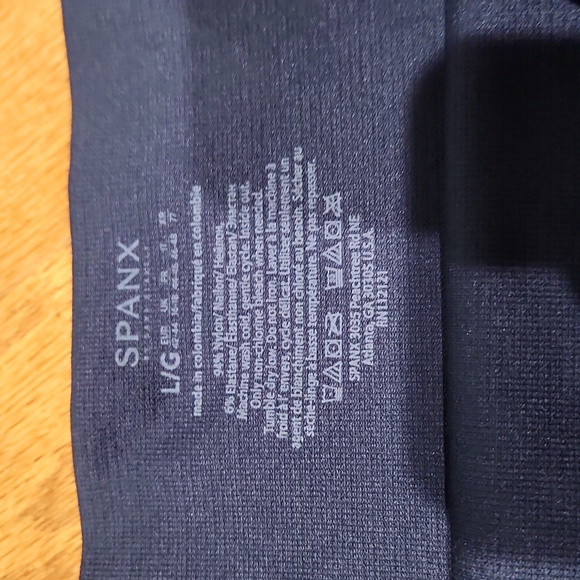SPANX‎ leggings - Picture 3 of 4